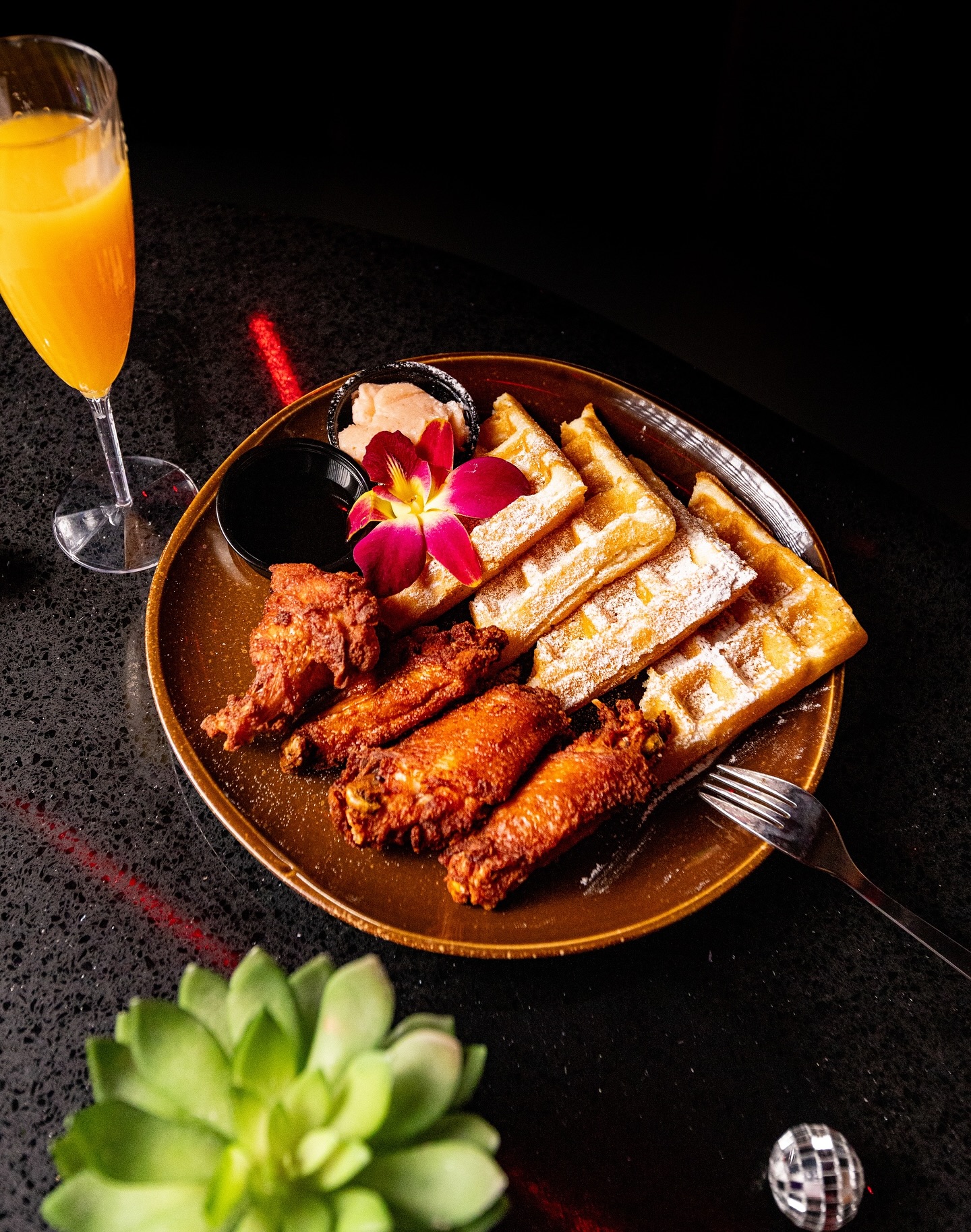 Chicken & Waffles